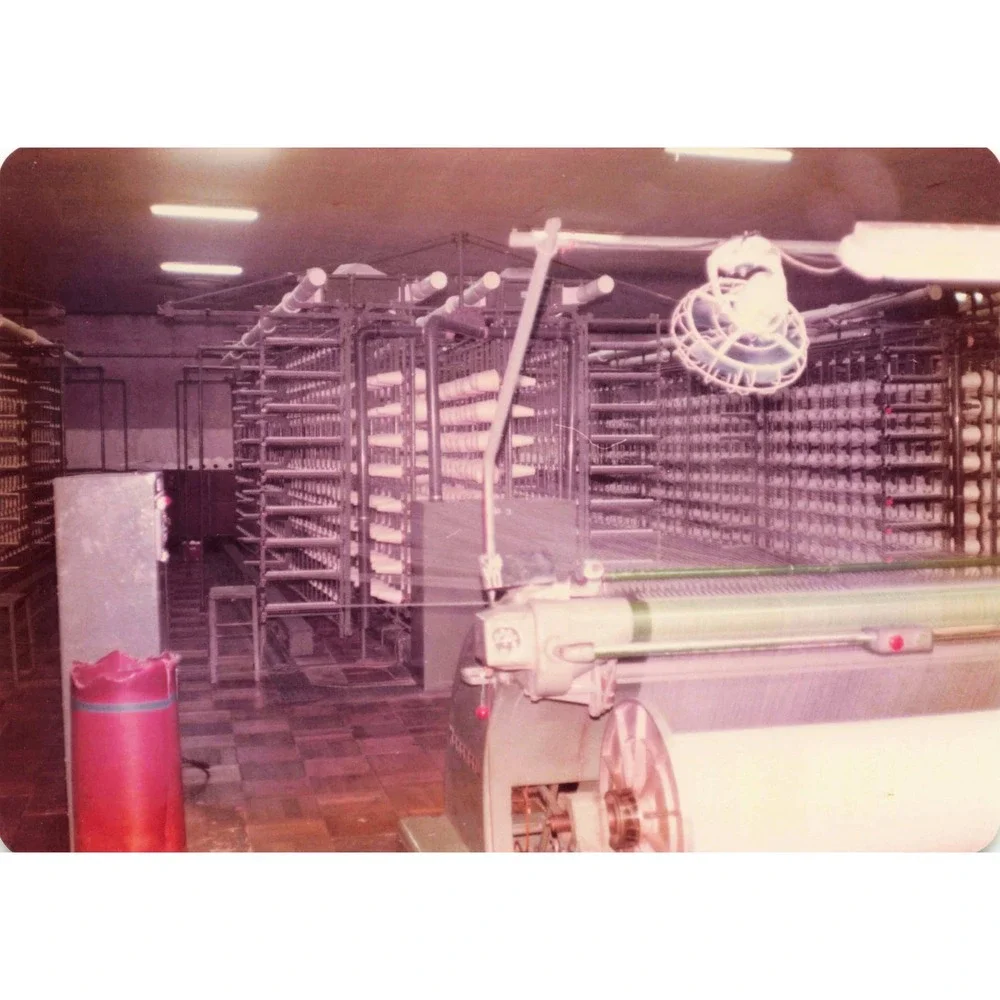 15 Vintage 1970s Korea Textile Mill Factory Photos Looms Workers USAF Tour - Picture 9 of 15